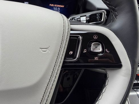 New 2026 Lincoln Aviator AWD image 47