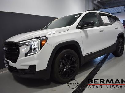 Used 2022 GMC Terrain SLE w/ Driver Convenience Package