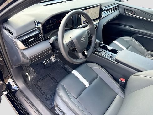 Used 2026 Toyota Camry SE w/ Multimedia Upgrade Package FWD image 24