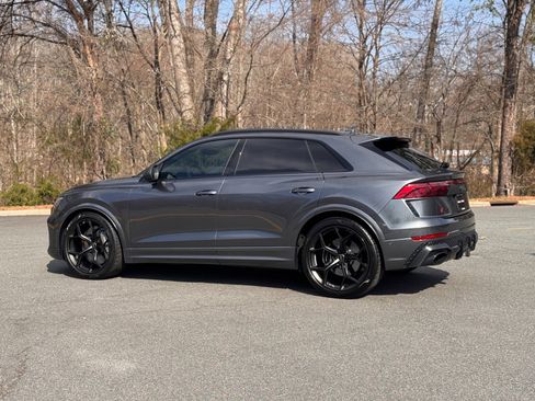 Used 2025 Audi RS Q8 performance image 7