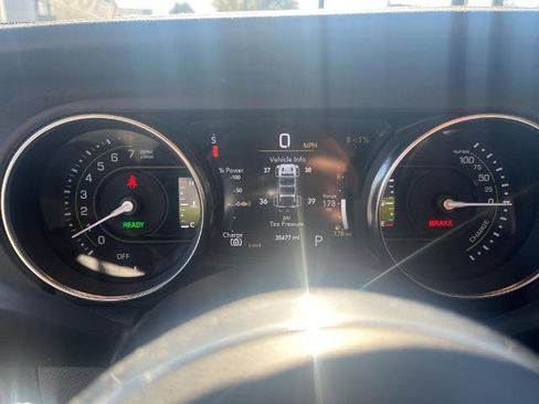 Used 2021 Jeep Wrangler Unlimited Rubicon image 24