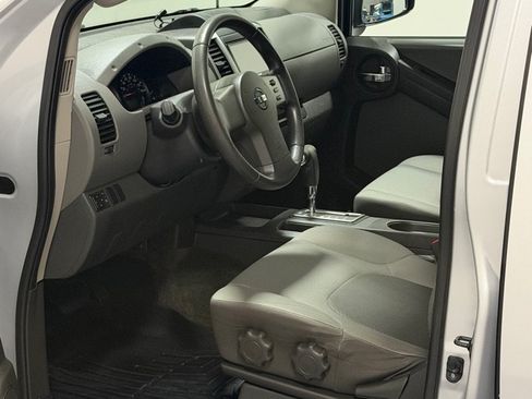 Used 2012 Nissan Xterra S AWD/4WD image 7