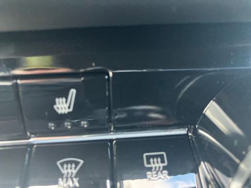 New 2026 Chevrolet Equinox LT w/ Convenience Package II image 31