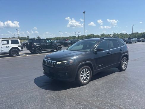 Used 2022 Jeep Cherokee Latitude Lux FWD image 4