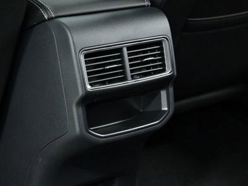 New 2026 Volkswagen Atlas Cross Sport SE FWD image 32