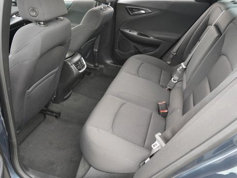 Used 2020 Chevrolet Malibu LT FWD image 28