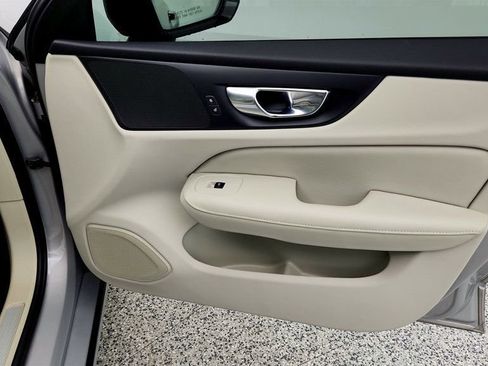 Used 2023 Volvo S60 B5 Core w/ Climate Package image 26