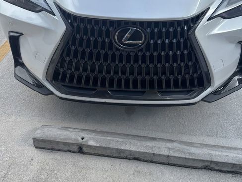 Used 2024 Lexus NX 250 FWD image 5