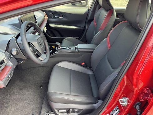 New 2026 Toyota Prius Plug-In Hybrid image 2