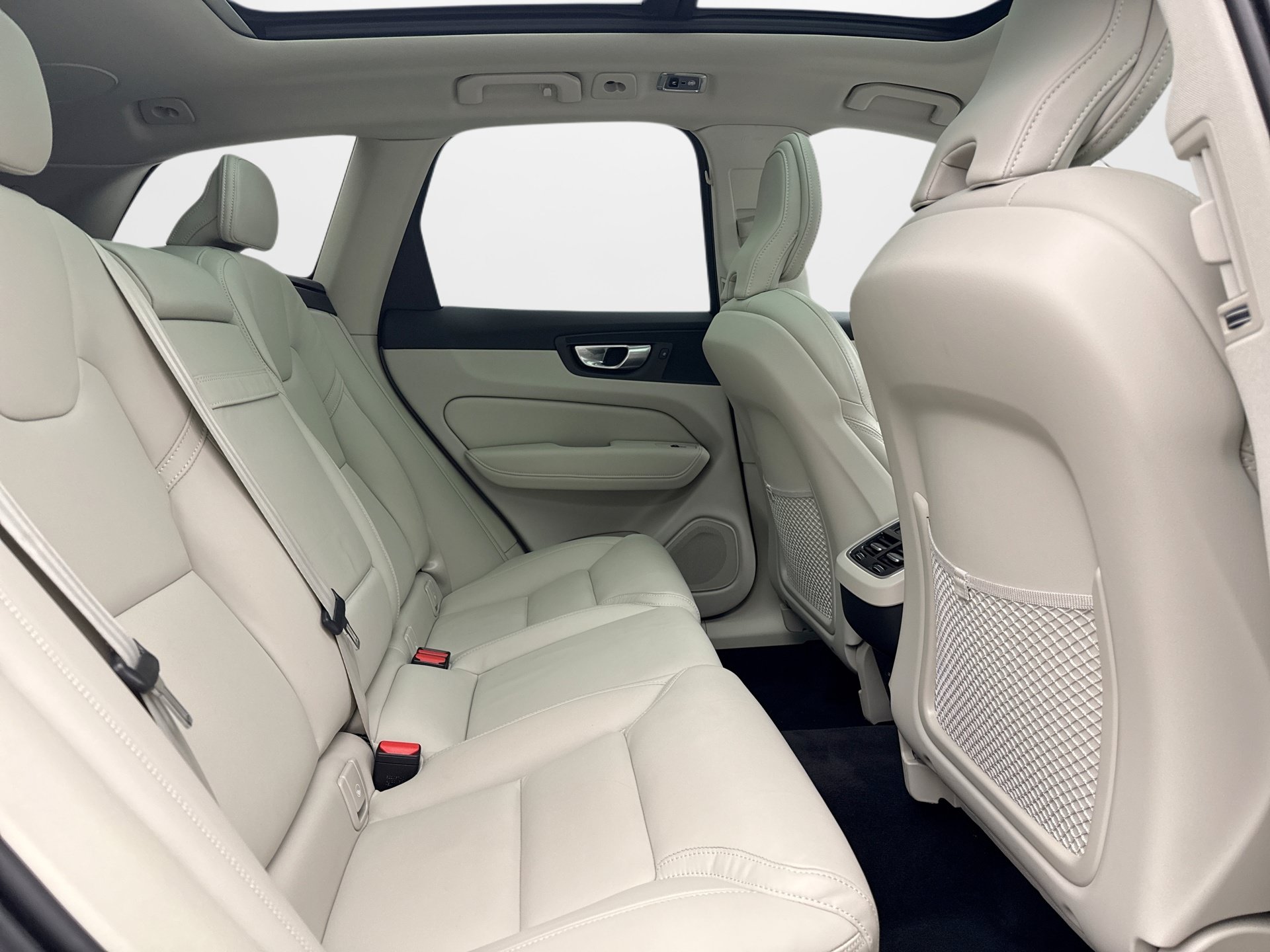 Used 2021 Volvo XC60 T5 Inscription w/ Climate Package AWD/4WD image 19