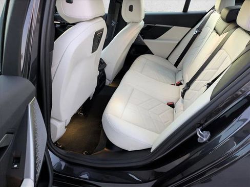 Used 2024 BMW 530i w/ M Sport Package image 18