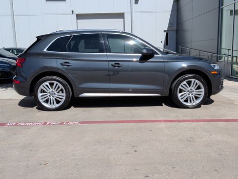 Used 2018 Audi Q5 2.0T Premium Plus w/ Premium Plus Package image 11