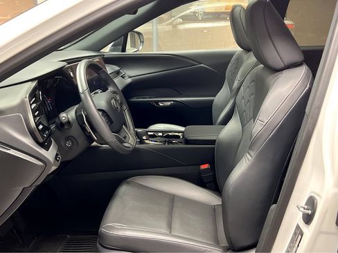 Certified 2024 Lexus RX 350 Premium w/ Accessory Package (Z1) AWD/4WD image 9