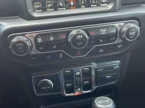 Used 2021 Jeep Wrangler Unlimited Sahara w/ Dual Top Group image 32