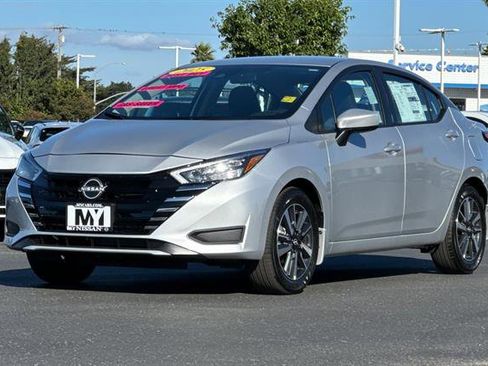 New 2025 Nissan Versa SV image 8
