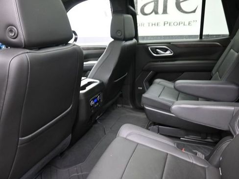 Used 2021 Chevrolet Tahoe LT w/ LT Signature Package AWD/4WD image 25