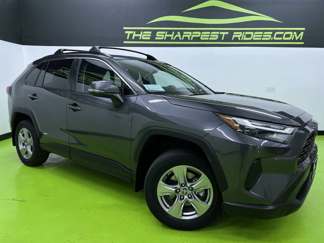 Used 2024 Toyota RAV4 XLE AWD/4WD image 1