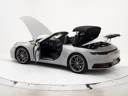 Certified 2024 Porsche 911 Carrera RWD image 32