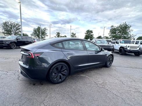Used 2024 Tesla Model 3 AWD/4WD image 10
