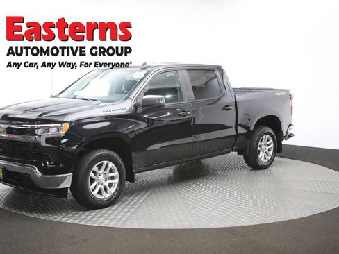 Used 2022 Chevrolet Silverado 1500 LT image 57