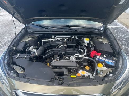 Used 2020 Subaru Outback Limited w/ Popular Package #2 image 9