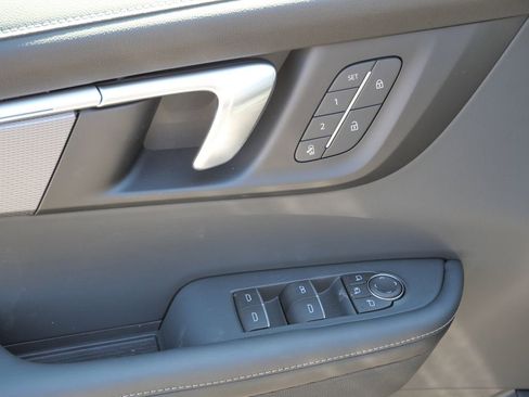 New 2026 Buick Enclave Sport Touring w/ Power Package image 44