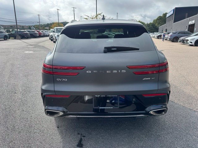 Used 2026 Genesis GV70 3.5T Sport Advanced AWD/4WD image 8
