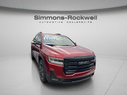 Used 2023 GMC Acadia SLE w/ Driver Convenience Package image 2