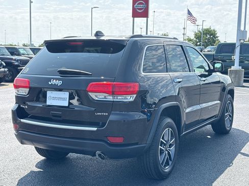 Used 2019 Jeep Grand Cherokee Limited AWD/4WD image 3