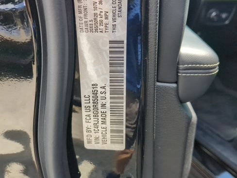 Certified 2024 Jeep Grand Cherokee L Limited w/ Black Appearance Package RWD image 28