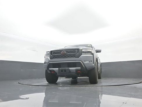 Used 2022 Nissan Frontier PRO-4X image 23
