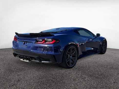 Used 2025 Chevrolet Corvette Z06 RWD image 5
