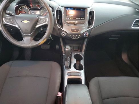 Used 2019 Chevrolet Cruze LS w/ LS Convenience Package image 10