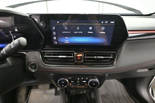Used 2025 Chevrolet TrailBlazer RS w/ Convenience Package FWD image 24