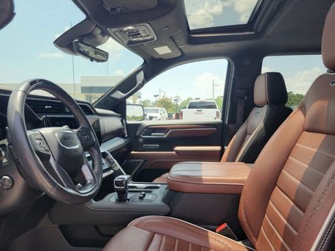 Used 2024 GMC Sierra 1500 Denali Ultimate AWD/4WD image 13