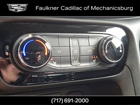 Used 2023 Buick Encore GX Preferred w/ Cold Weather Comfort Package AWD/4WD image 29