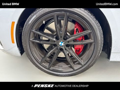 Used 2024 BMW 440i xDrive Convertible w/ M Carbon Exterior Package AWD/4WD image 2
