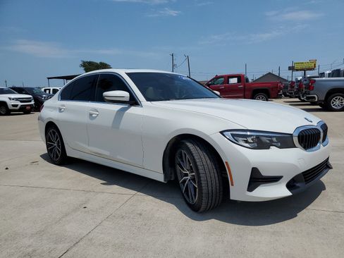 Used 2020 BMW 330i Sedan image 3