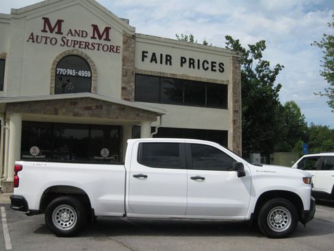 Used 2019 Chevrolet Silverado 1500 W/T w/ WT Convenience Package AWD/4WD image 9