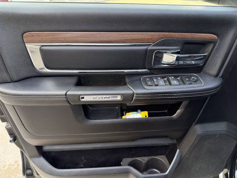 Used 2015 RAM 2500 Laramie image 9