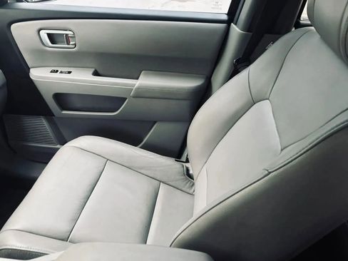 Used 2013 Honda Pilot Touring image 34