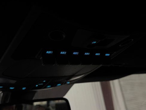 Used 2019 Ford F250 Platinum w/ Platinum Ultimate Package AWD/4WD image 8