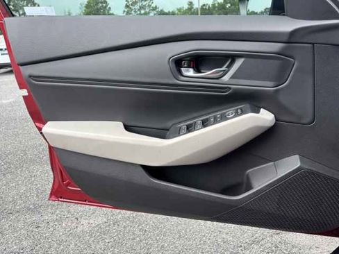 New 2025 Honda Accord SE image 21