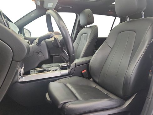 Used 2020 Mercedes-Benz GLB 250 4MATIC image 11