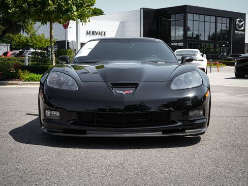 Used 2009 Chevrolet Corvette ZR1 w/ Preferred Equipment Group RWD image 3