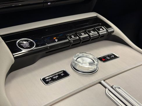 New 2026 Lincoln Navigator L Reserve AWD/4WD image 31