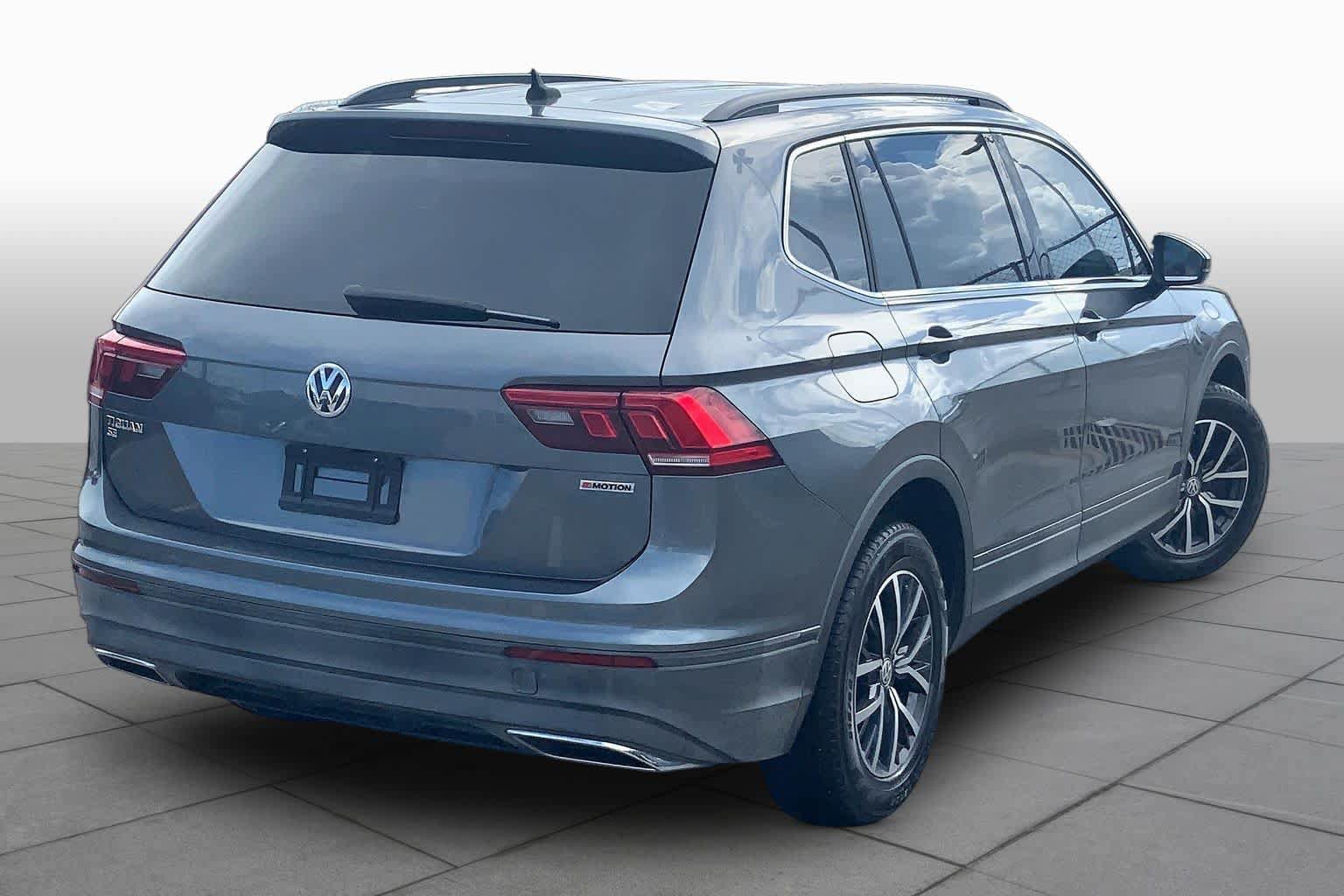 Used 2019 Volkswagen Tiguan SE AWD/4WD image 13