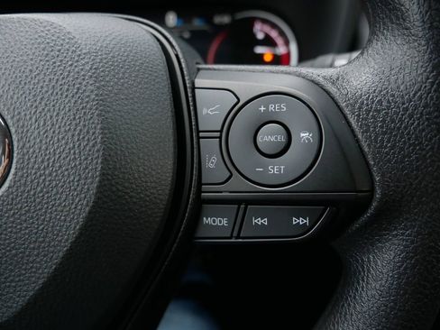 Certified 2025 Toyota RAV4 XLE AWD/4WD image 26