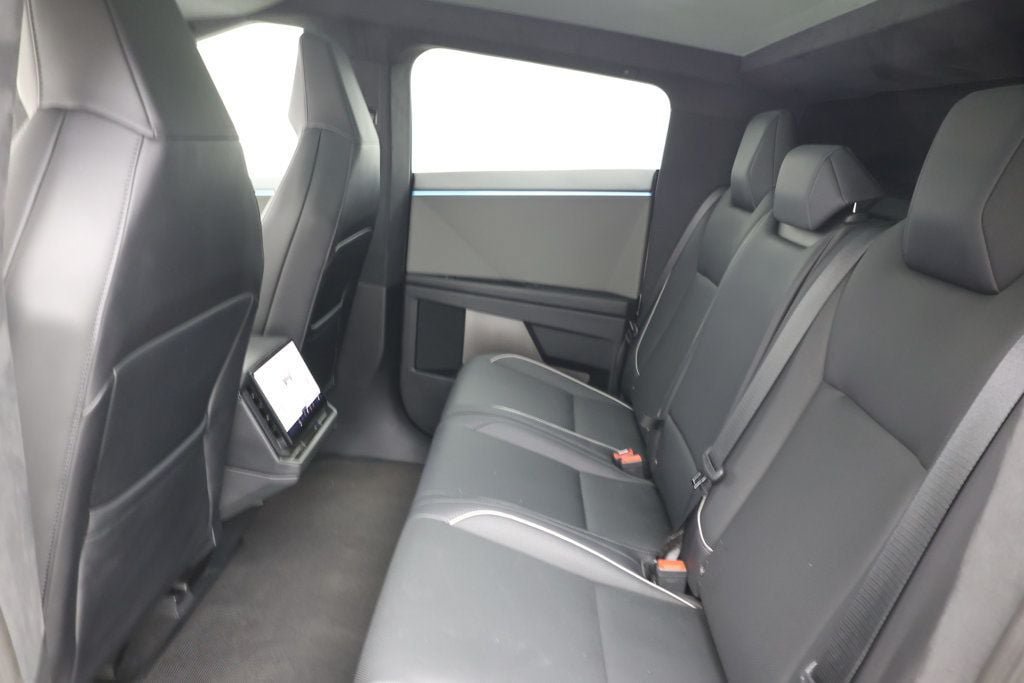 Used 2025 Tesla Cybertruck AWD Crew Cab image 25