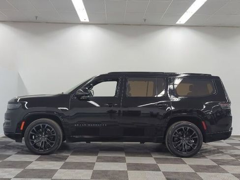 Used 2023 Jeep Grand Wagoneer Series III w/ Quick Order Packagew 28T AWD/4WD image 4